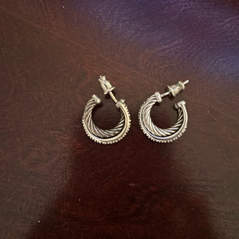 David Yurman double hoop earrings